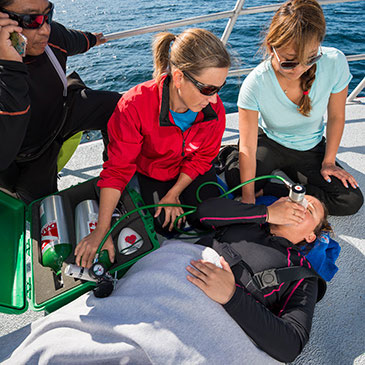 Treating a diver
