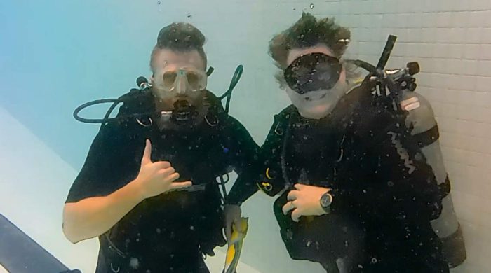 Discover Scuba in the pool