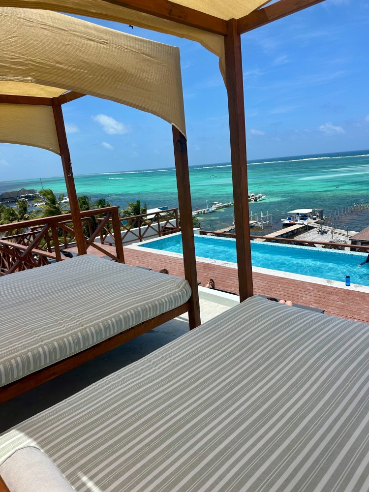 roof top pool