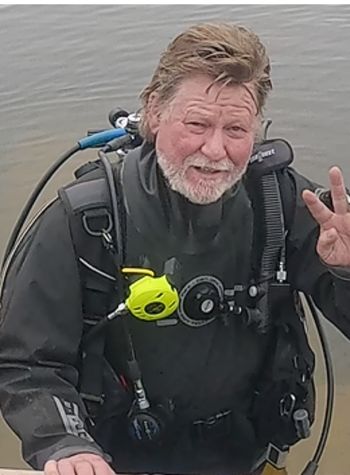 Larry Mentor 675X900 Larry Wedgewood Diver